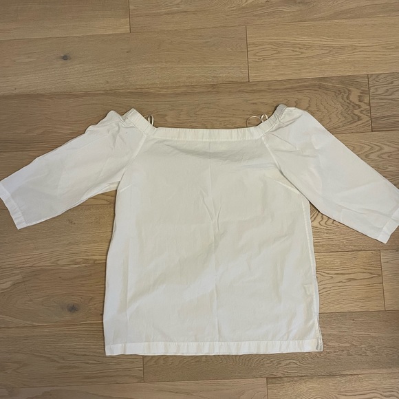 Theory off the shoulder top - Picture 1 of 5